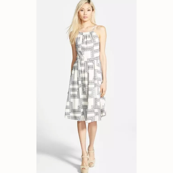 STOREE DRESS - Picture 1 of 6